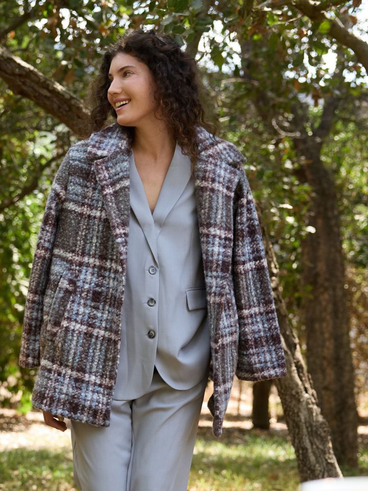 מעיל בוקלה כיסים