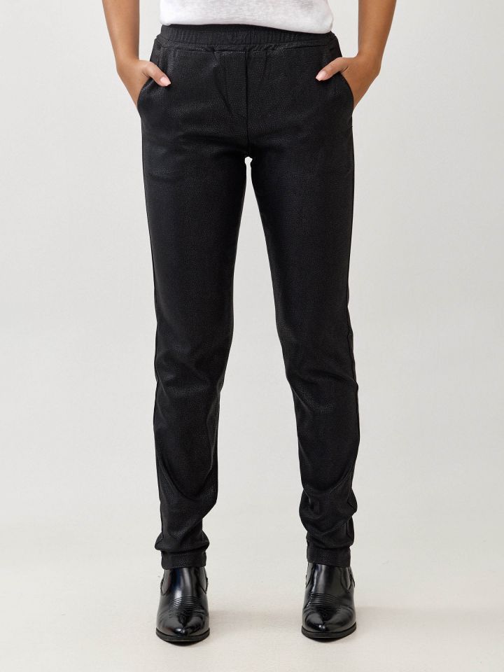 מכנסיים בנגלין