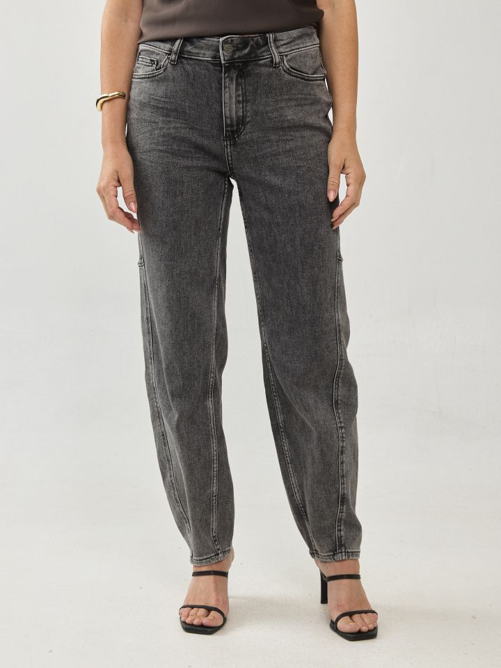 מכנסיים ג`ינס