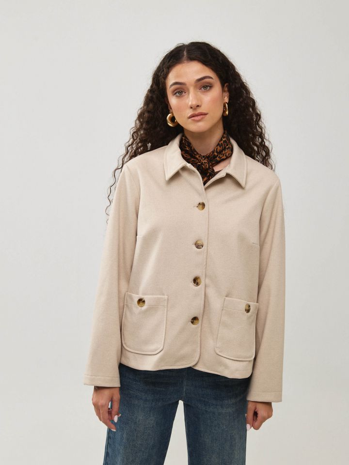 מעיל צווארון כיסים