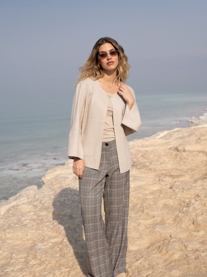 סריג ג`קט כיסים מודל כמו פפיונים