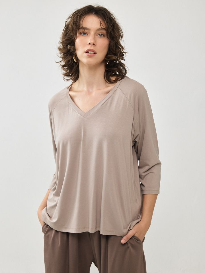 חולצה סימפוניה וי