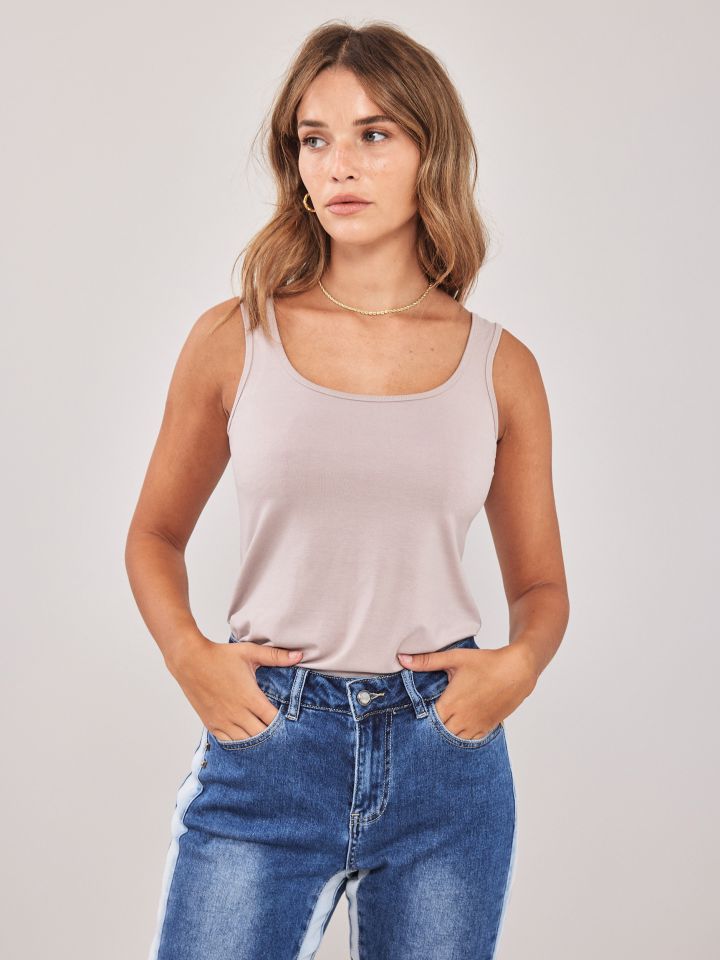 גופיית סיומת תחרה