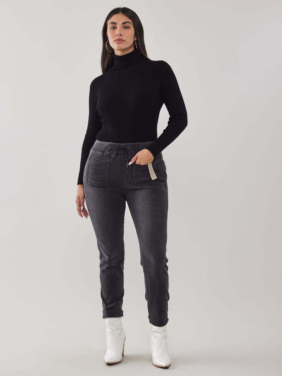 מכנסי ג’ינס שרוך