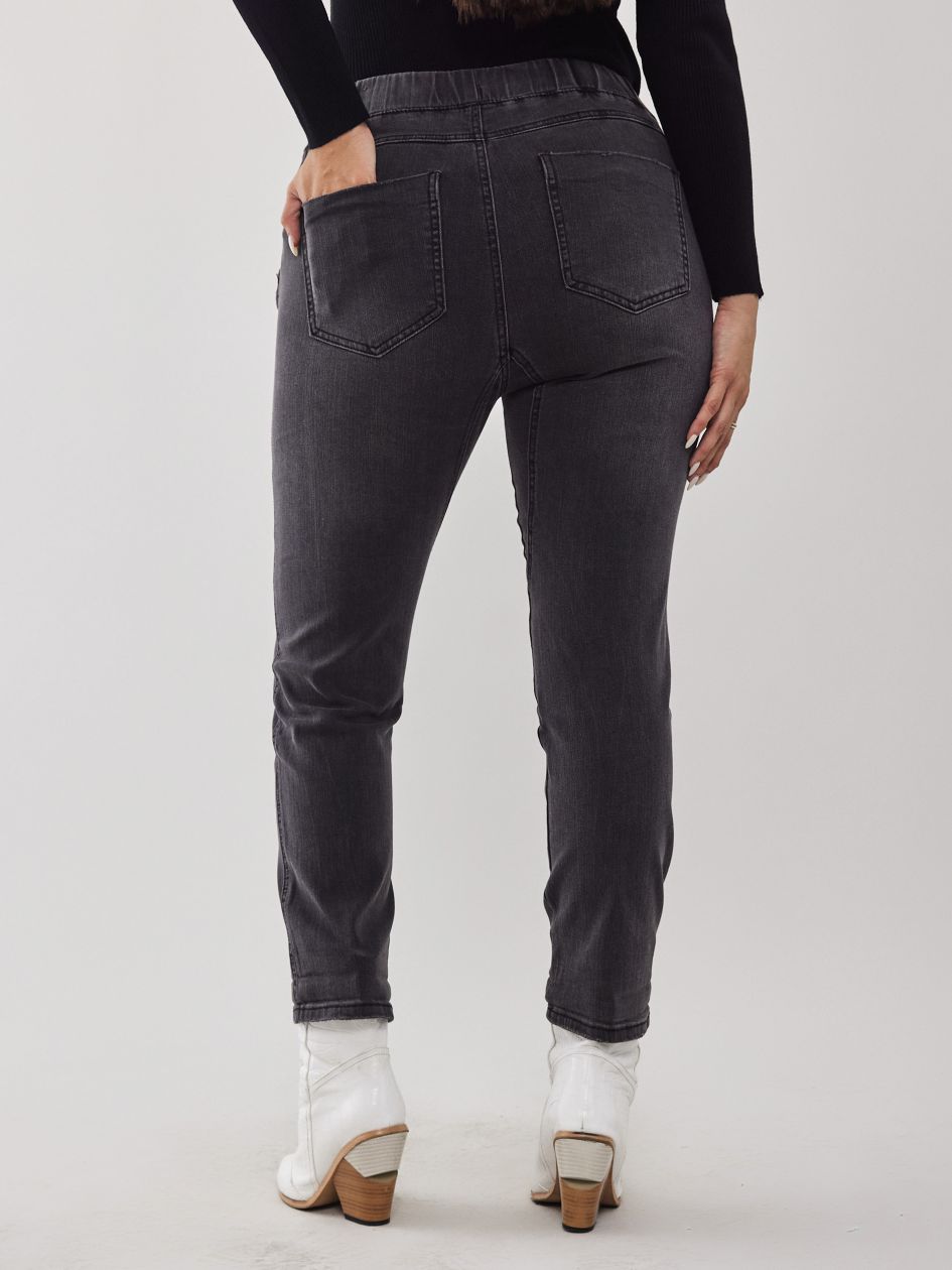 מכנסי ג’ינס שרוך