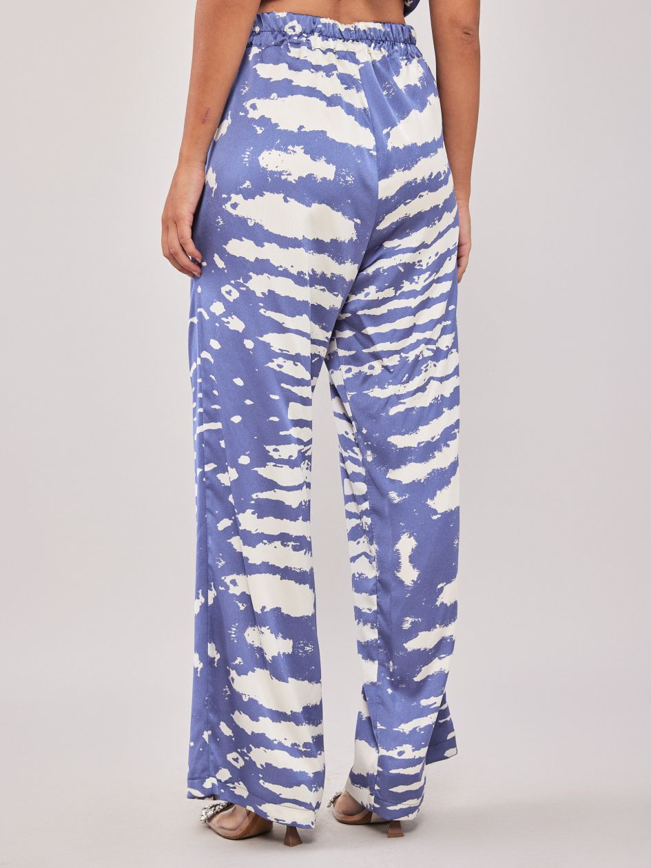 מכנסיים מודפסים