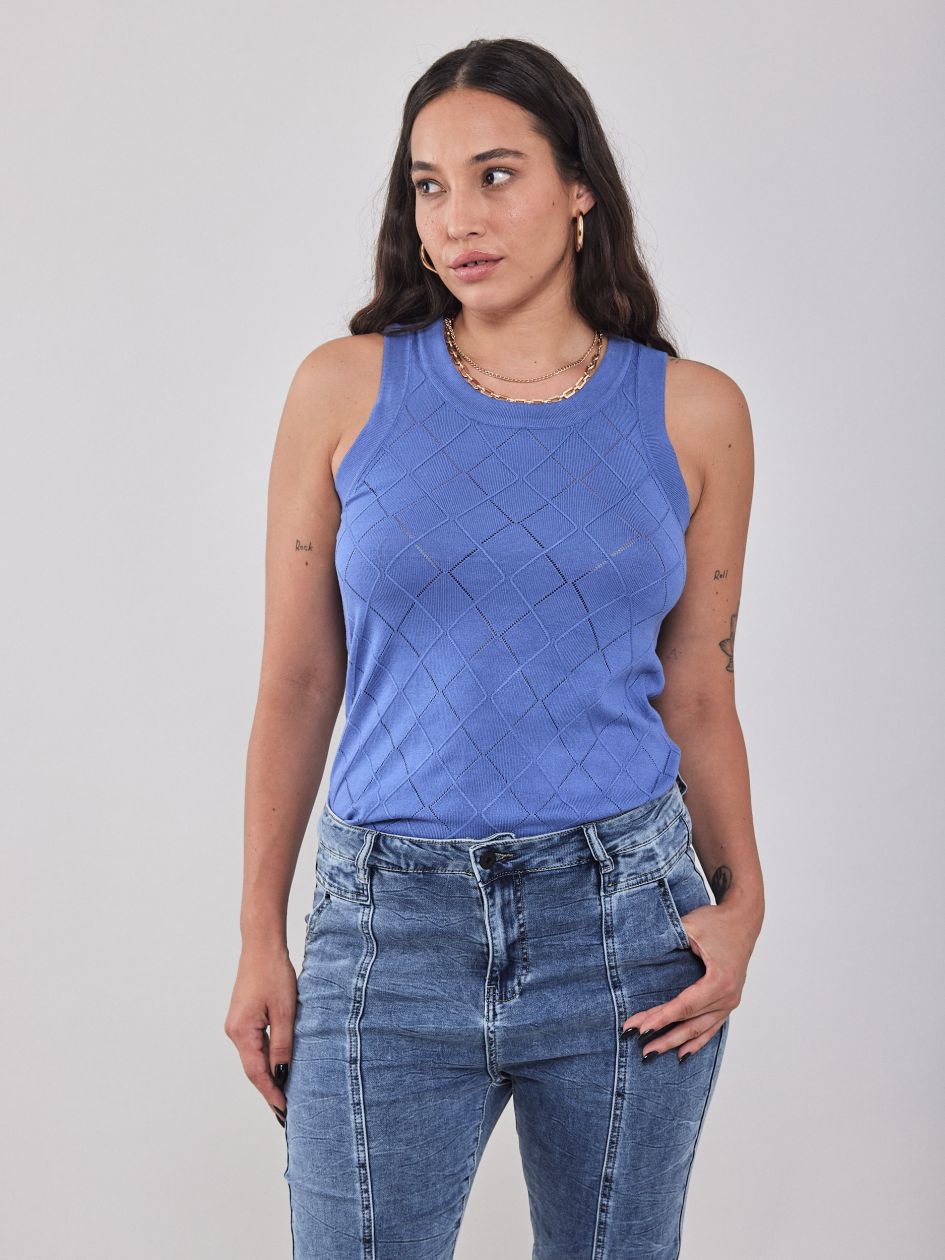 גופיית סריג מעויינים