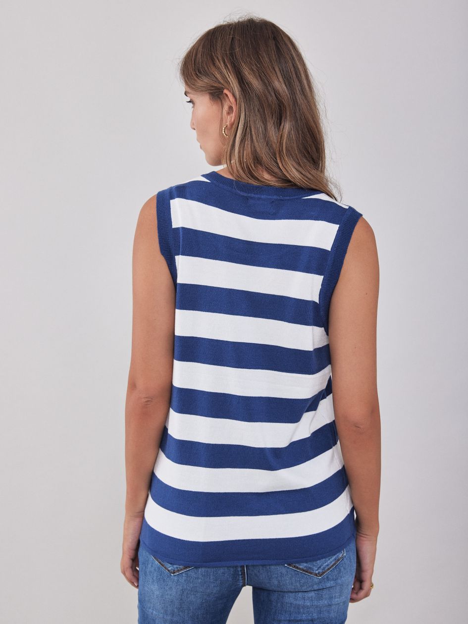 גופיית סריג פסים