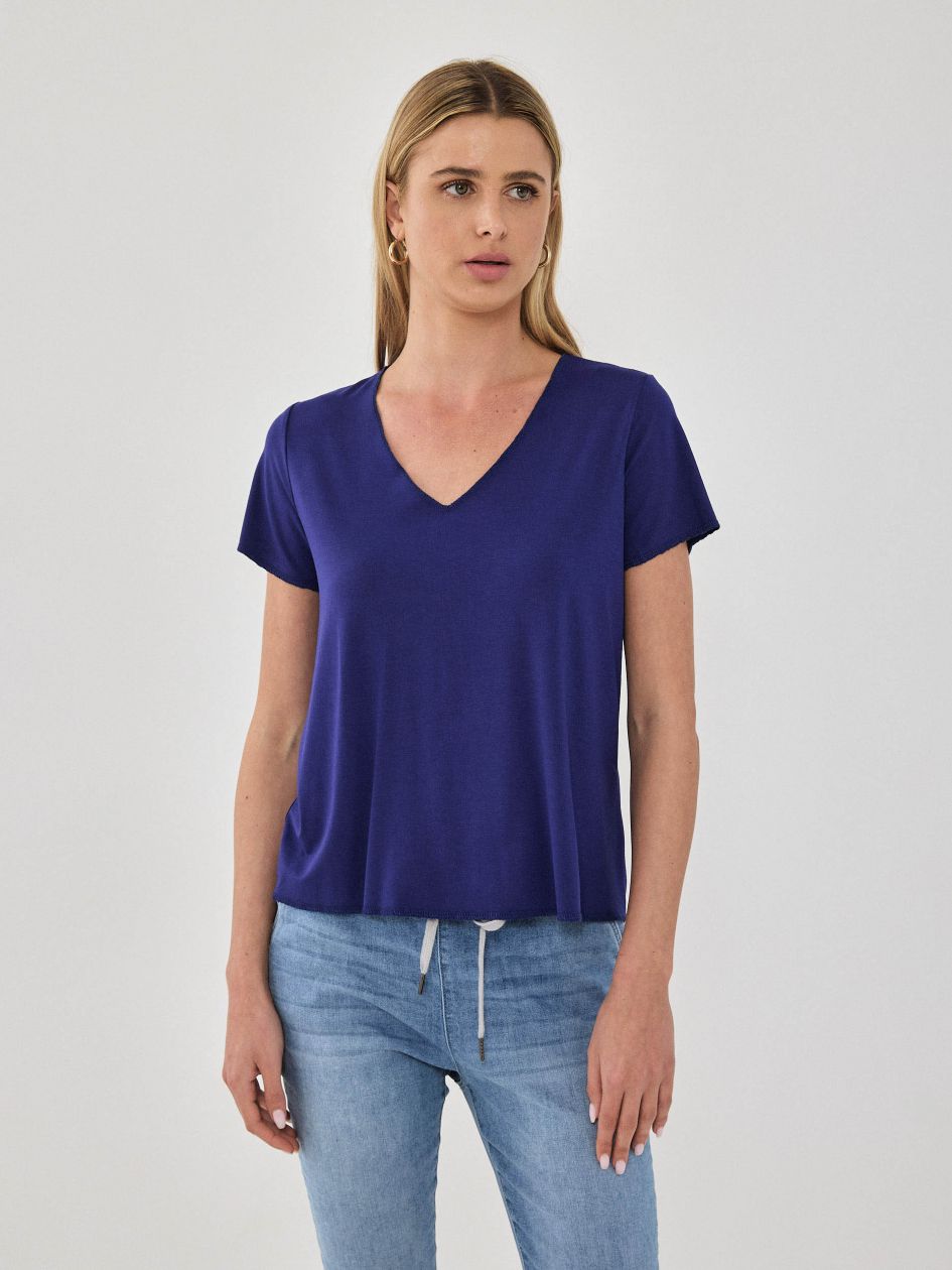 חולצה סימפוניה וי שרוול קצר