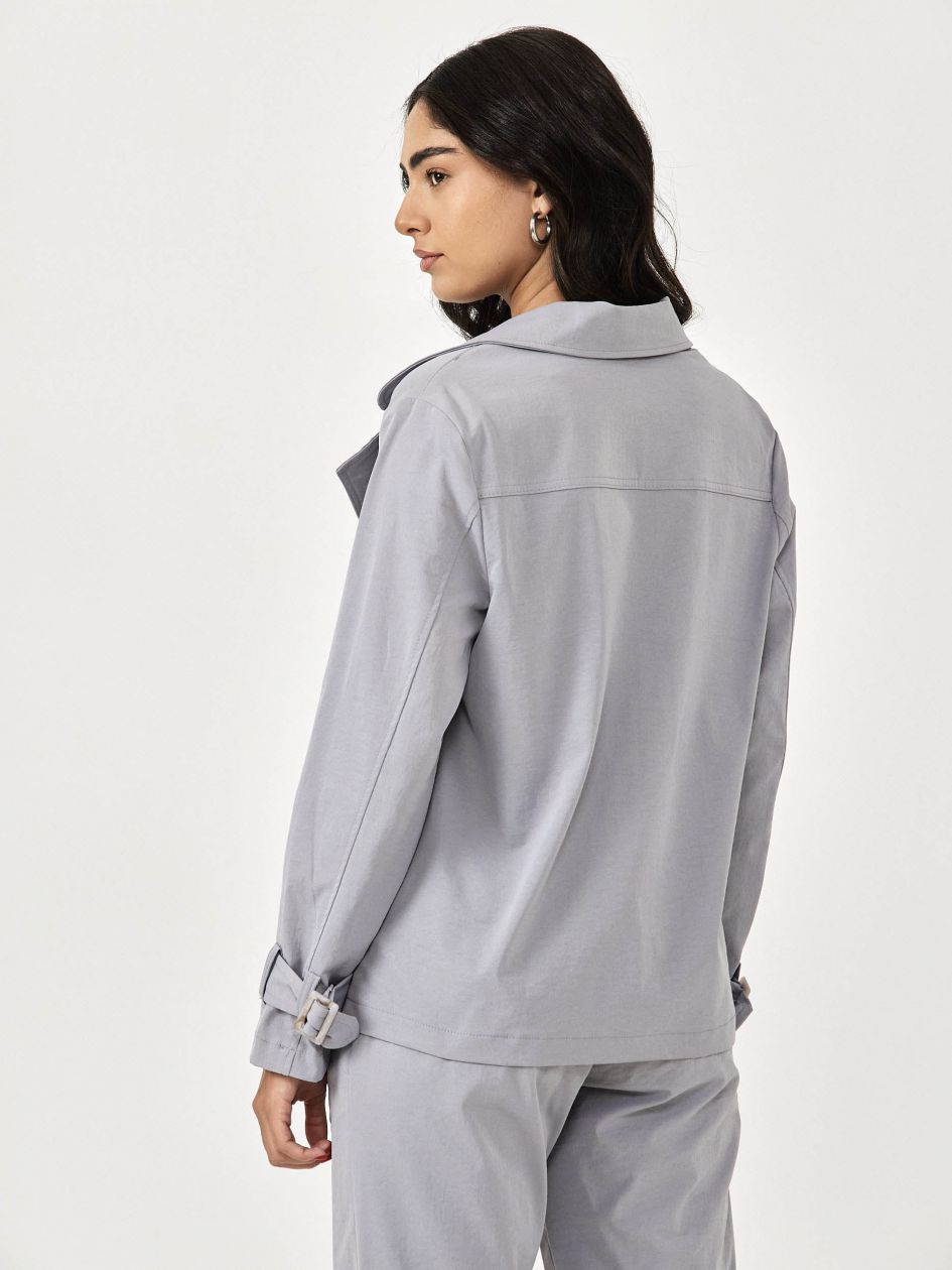 ג’קט פרשוט