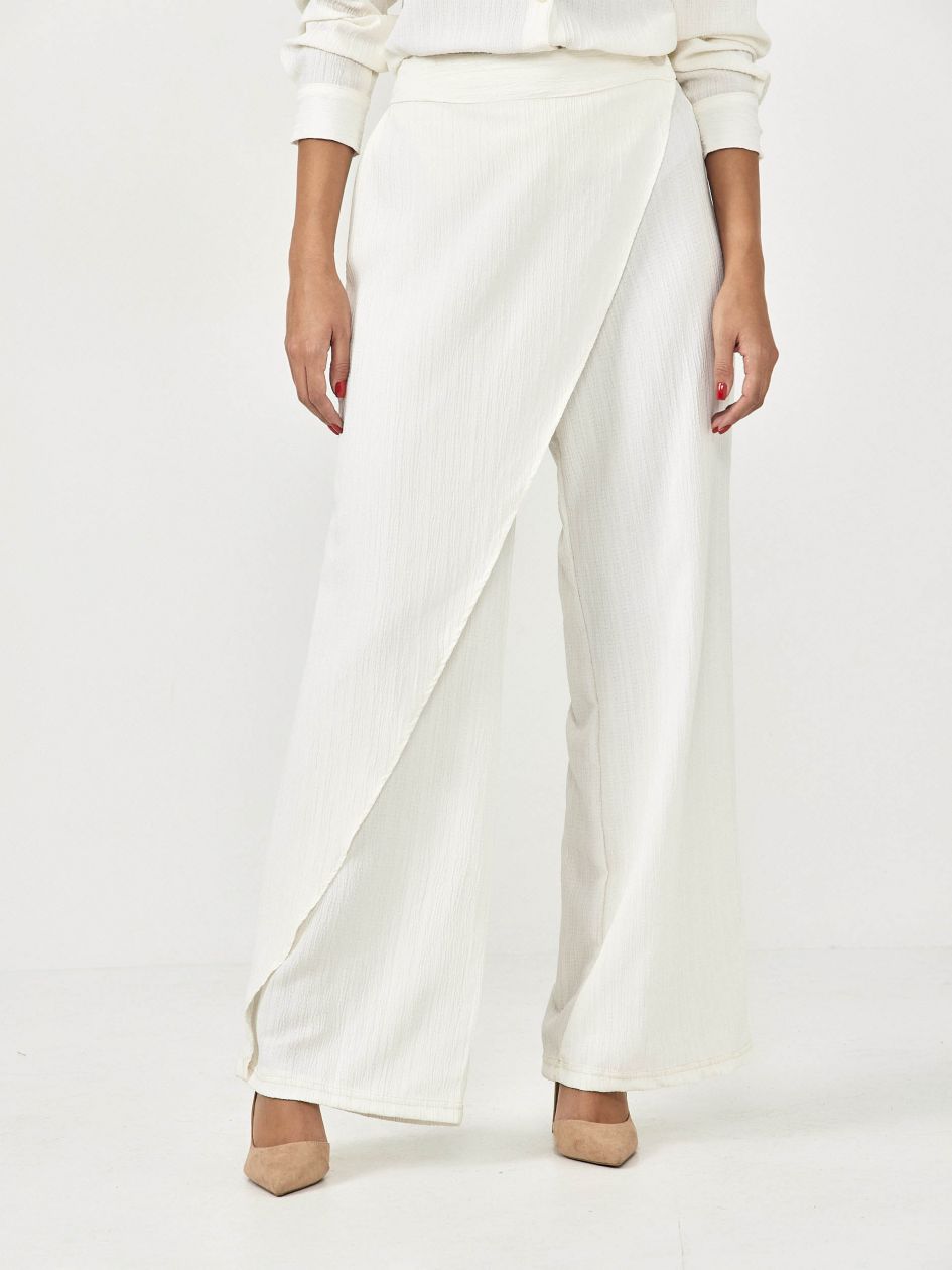 מכנסיים אריג