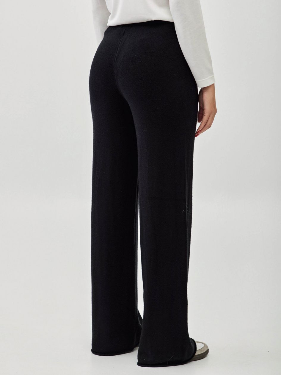 מכנסיים סריג