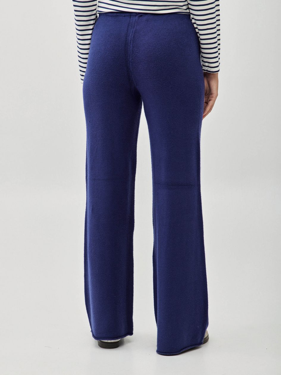 מכנסיים סריג