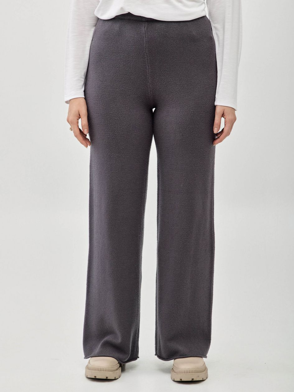 מכנסיים סריג