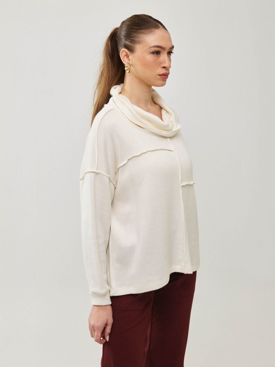 חולצה סריג צווארון