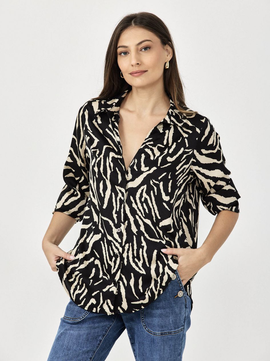 חולצה סאטן מודפס