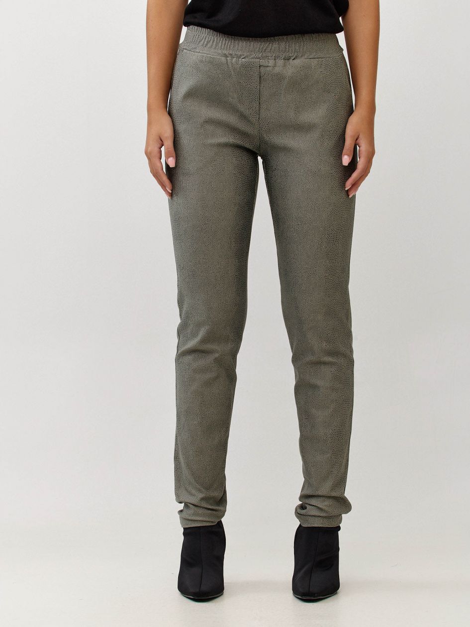 מכנסיים בנגלין