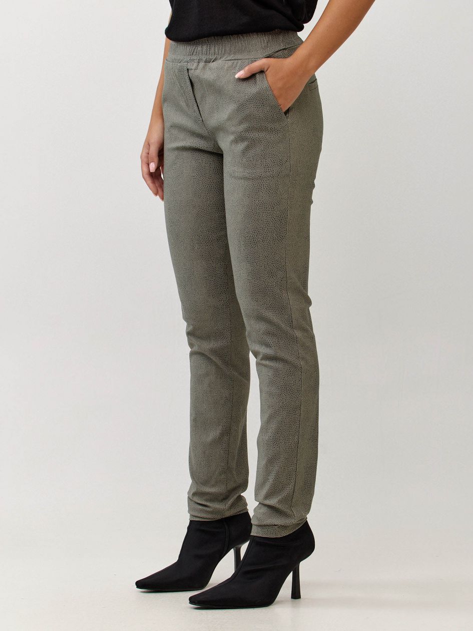 מכנסיים בנגלין