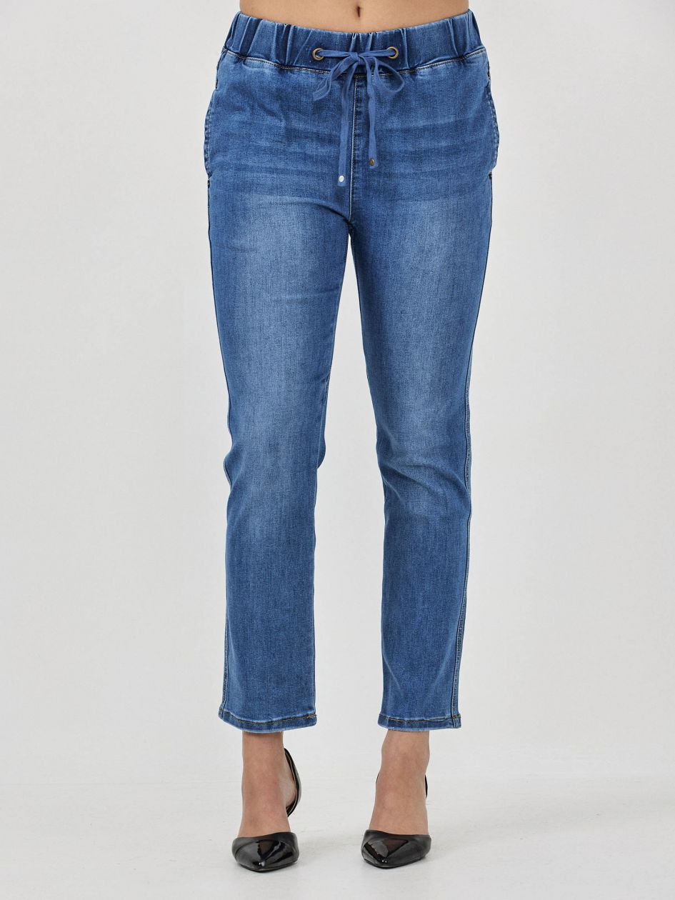 מכנסיים ג’ינס