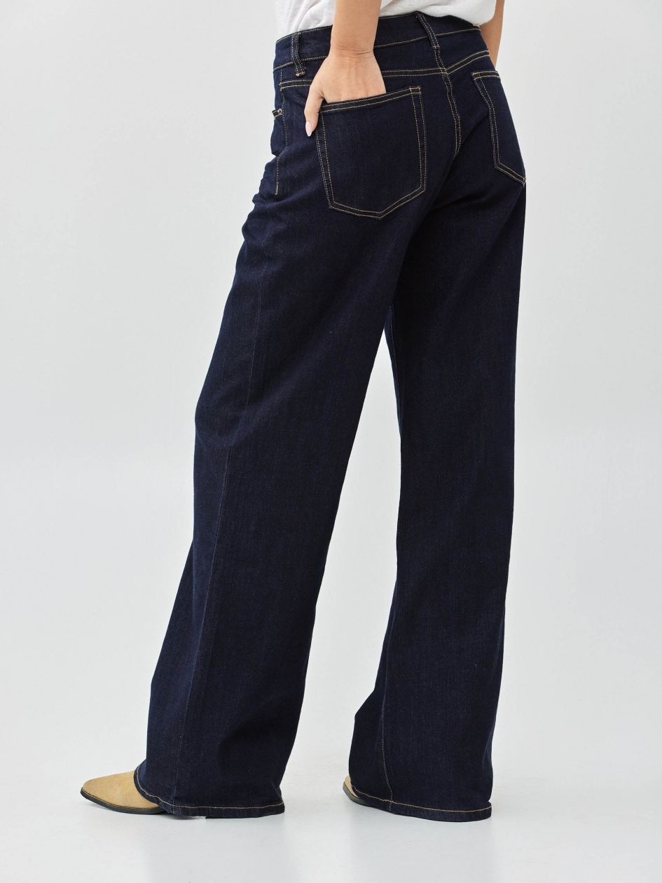 מכנסיים ג`ינס