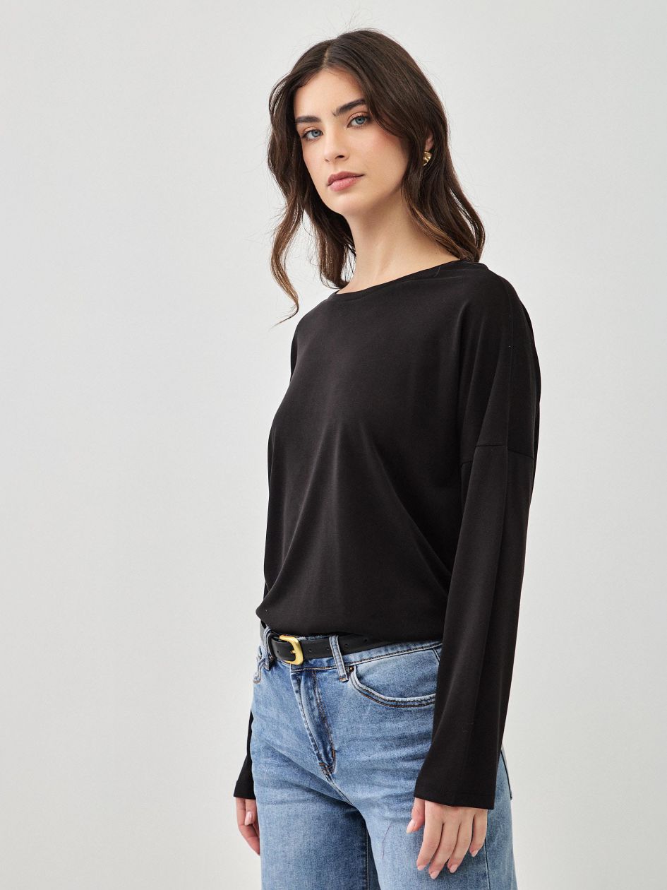 חולצה ריב מודל