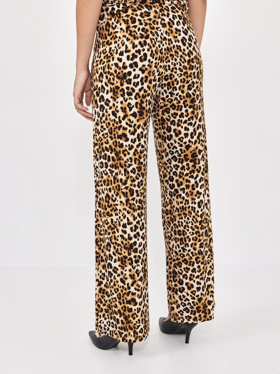 מכנסיים הדפס מנומר