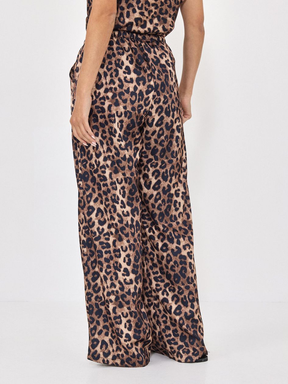 מכנסיים סאטן מנומר