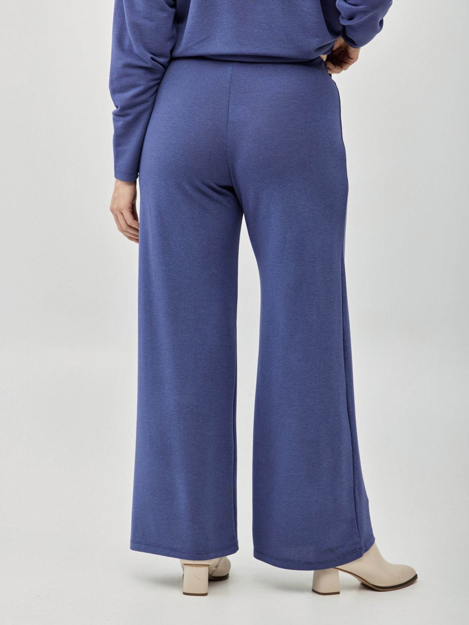 מכנסיים סריג