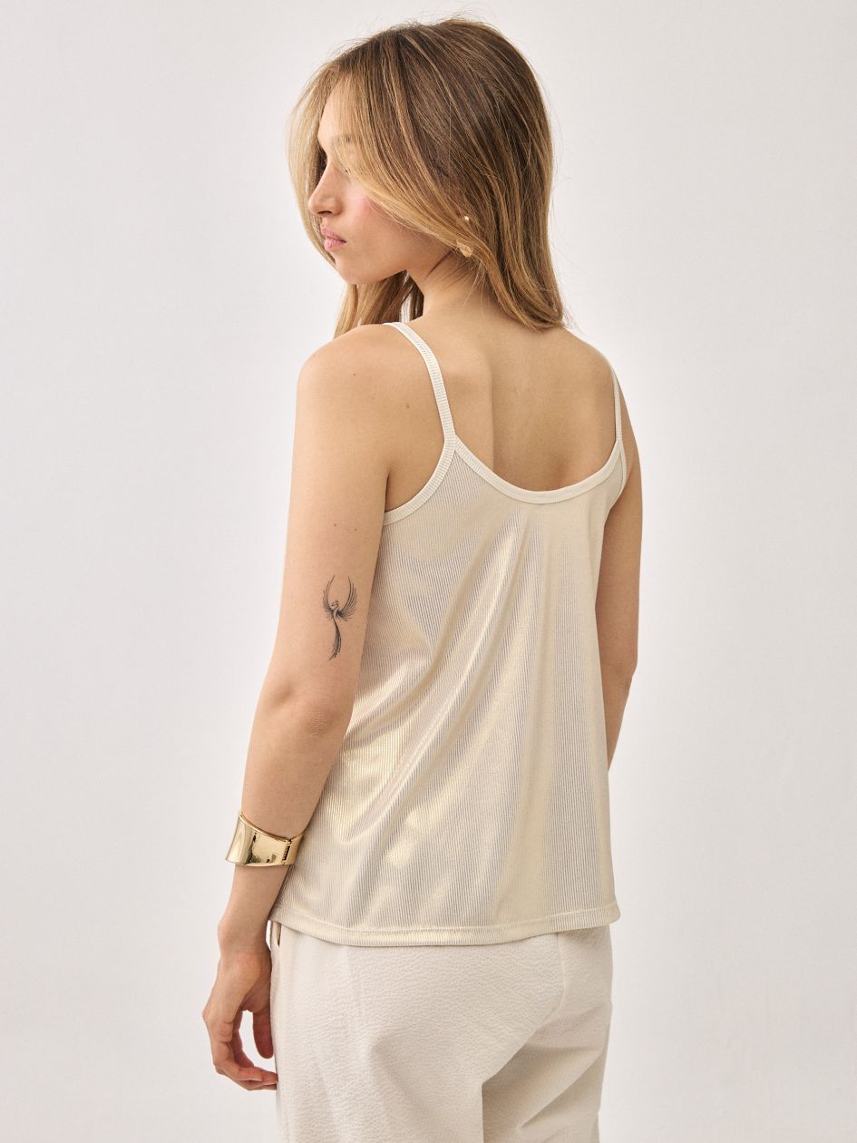 גופיה ריב לורקס