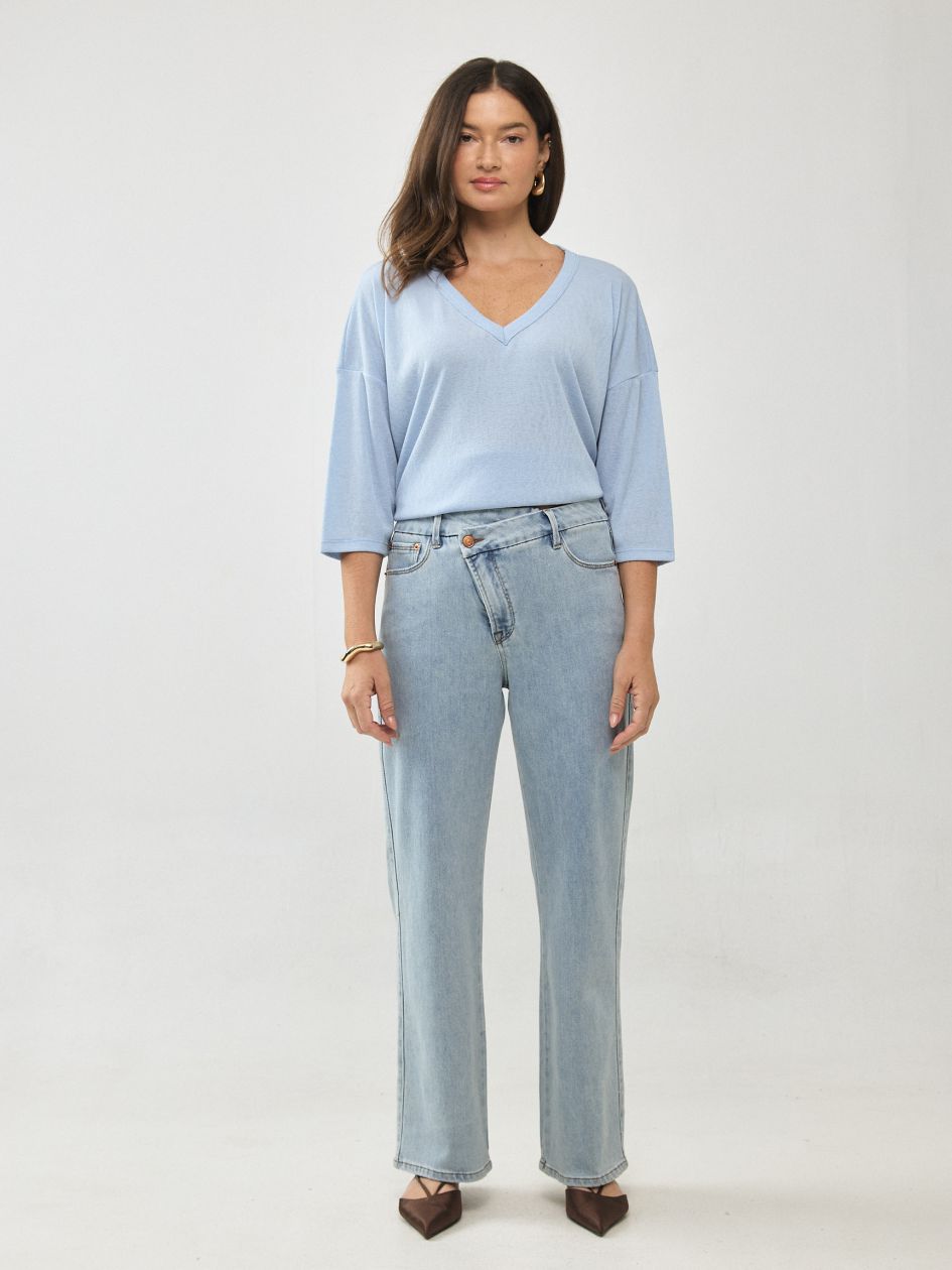 מכנסיים ג`ינס כפתור אלכסון