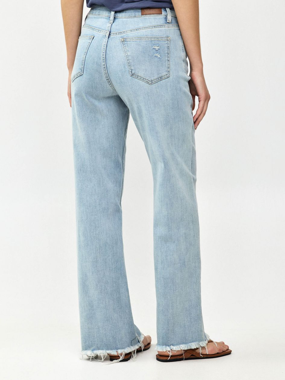 מכנסיים ג`ינס