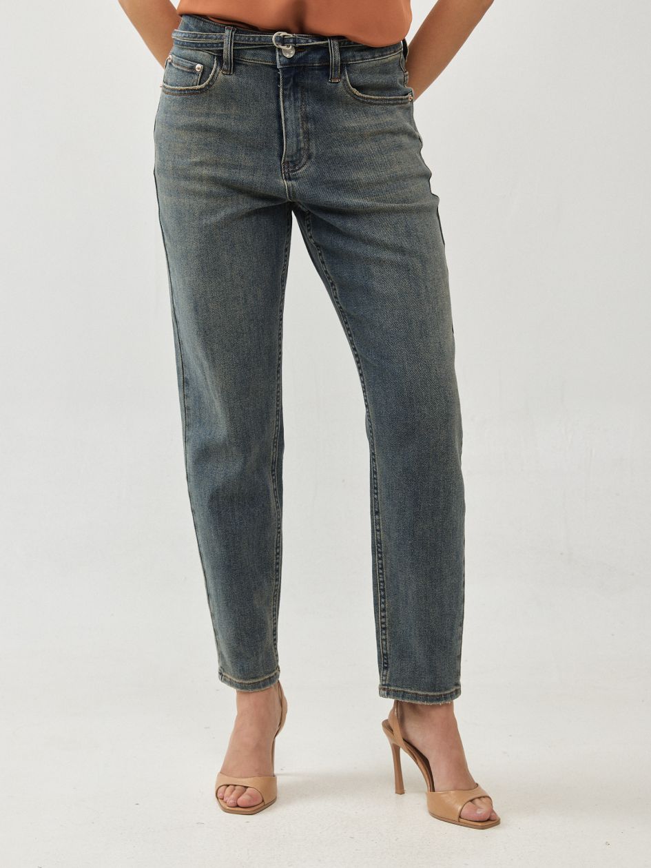 מכנסיים ג`ינס חגורה