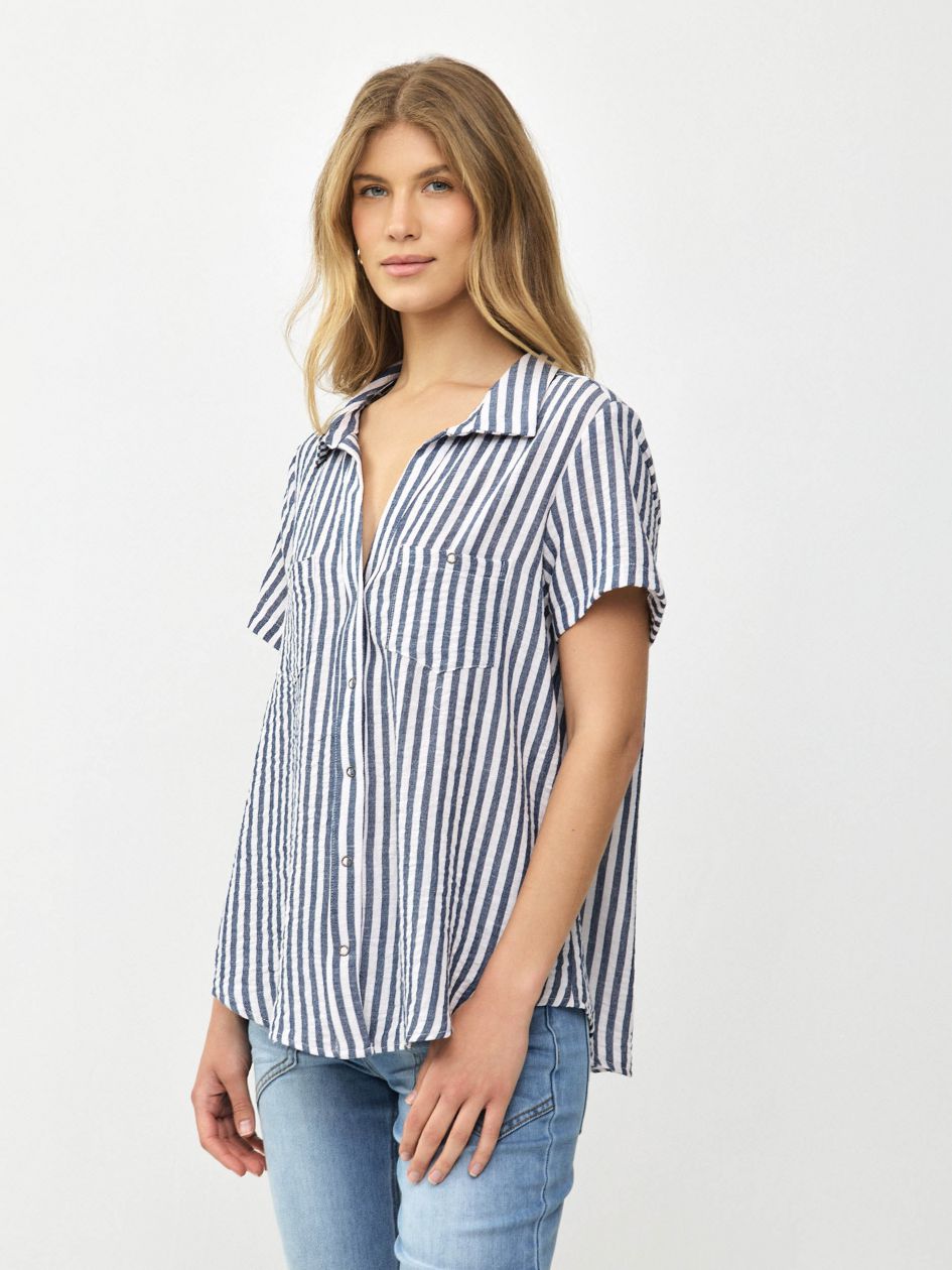 חולצה ג`קט שני כיסים