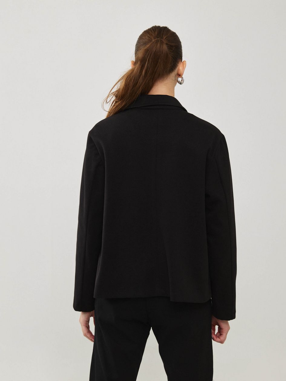 מעיל צווארון כיסים