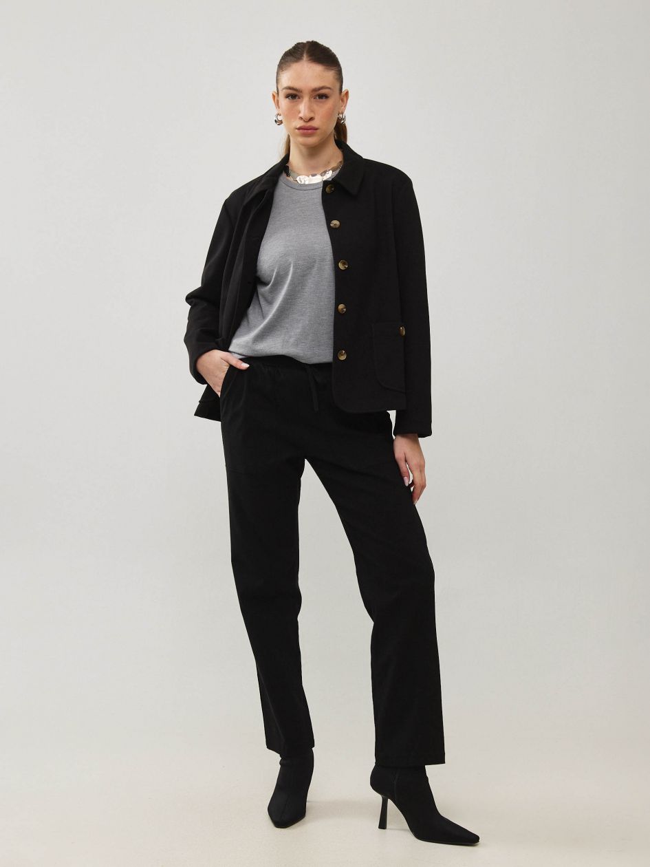 מעיל צווארון כיסים