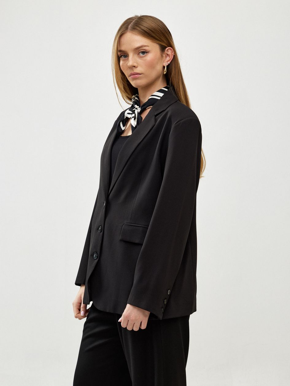 ג`קט מחוייט ארוך