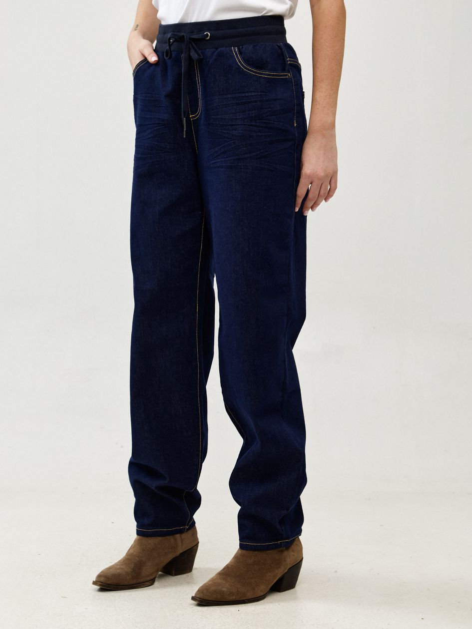 מכנסיים ג`ינס