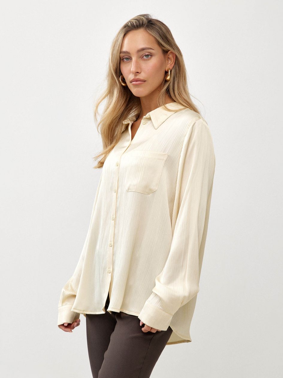 חולצה סאטן מקומט