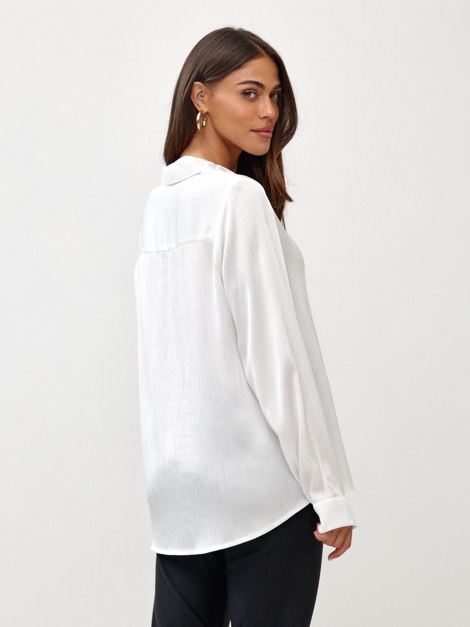 חולצה סאטן מקומט