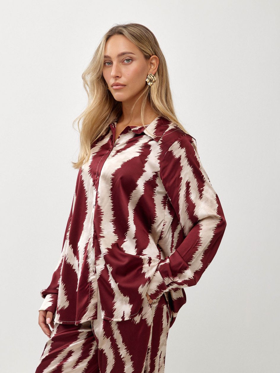 חולצה סטן מודפס