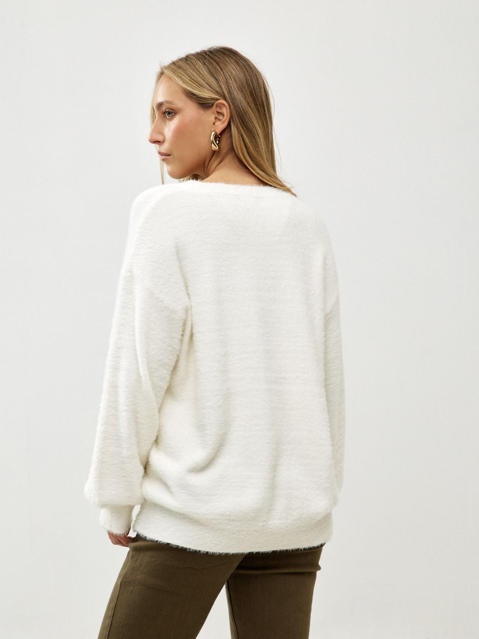 סריג וי שערות