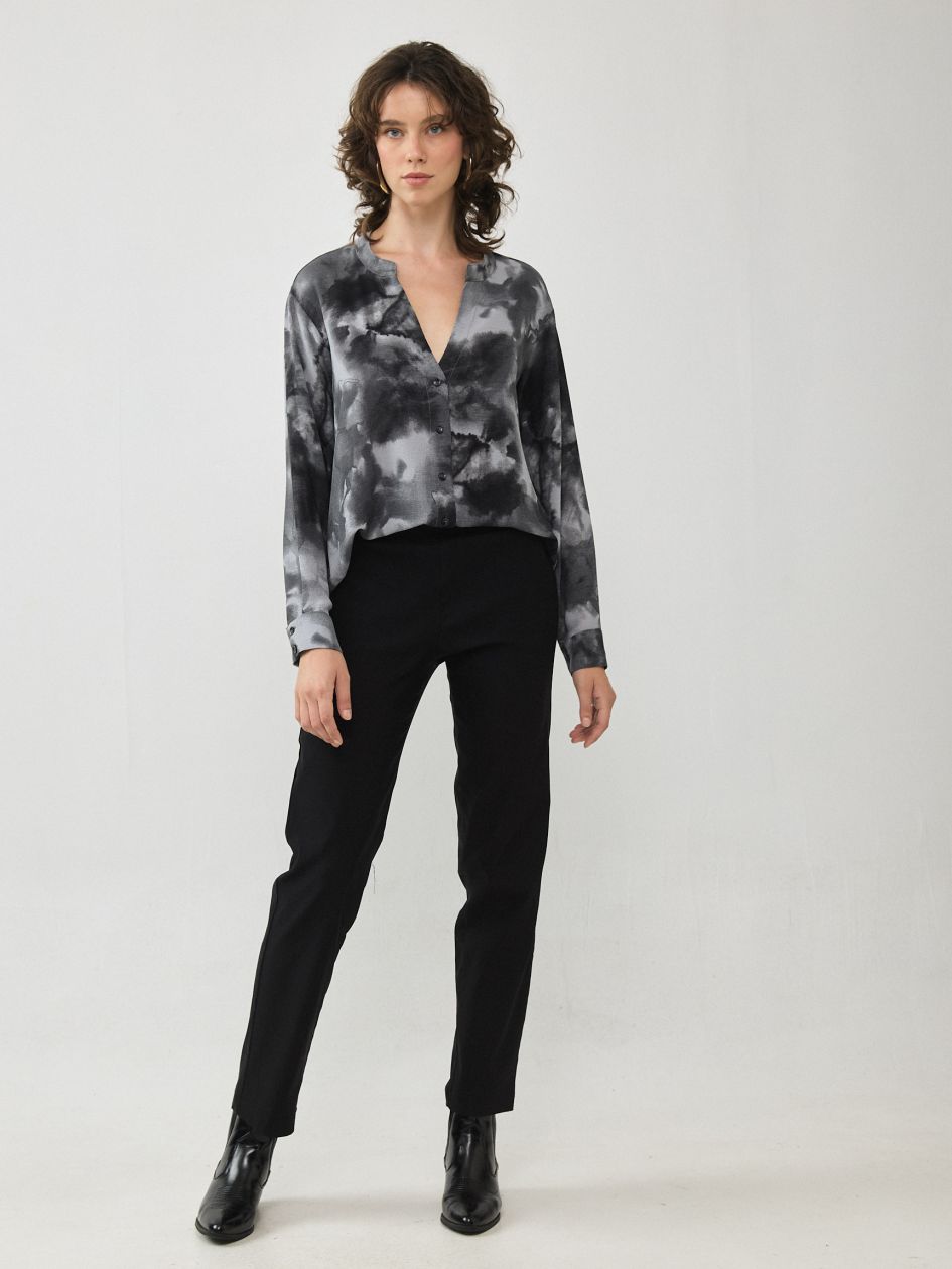 חולצה צווארון סיני