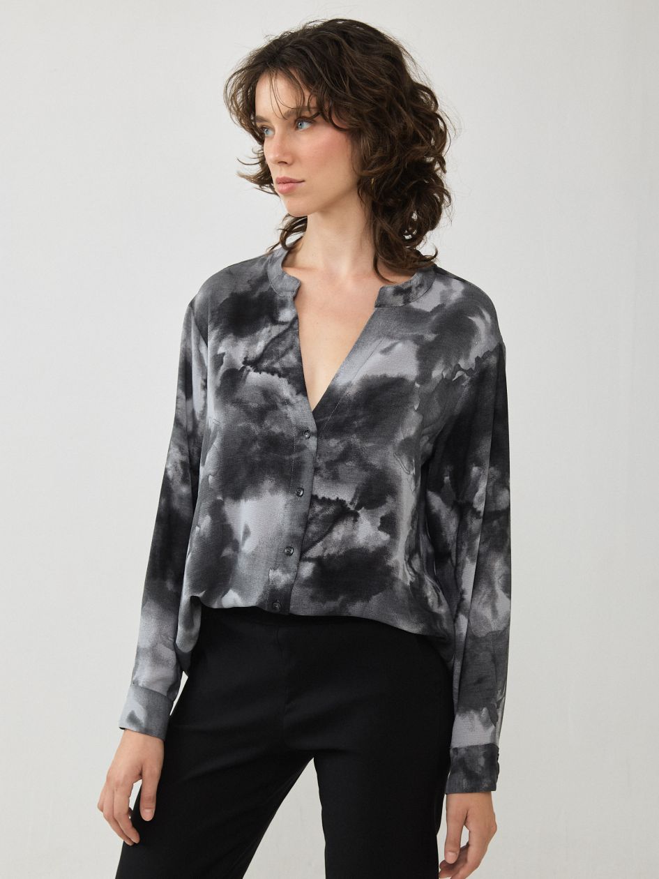 חולצה צווארון סיני