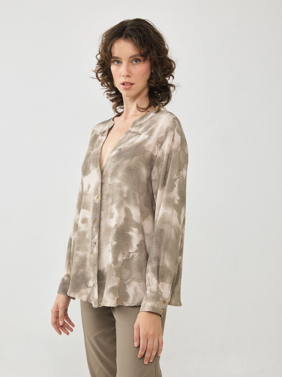 חולצה צווארון סיני