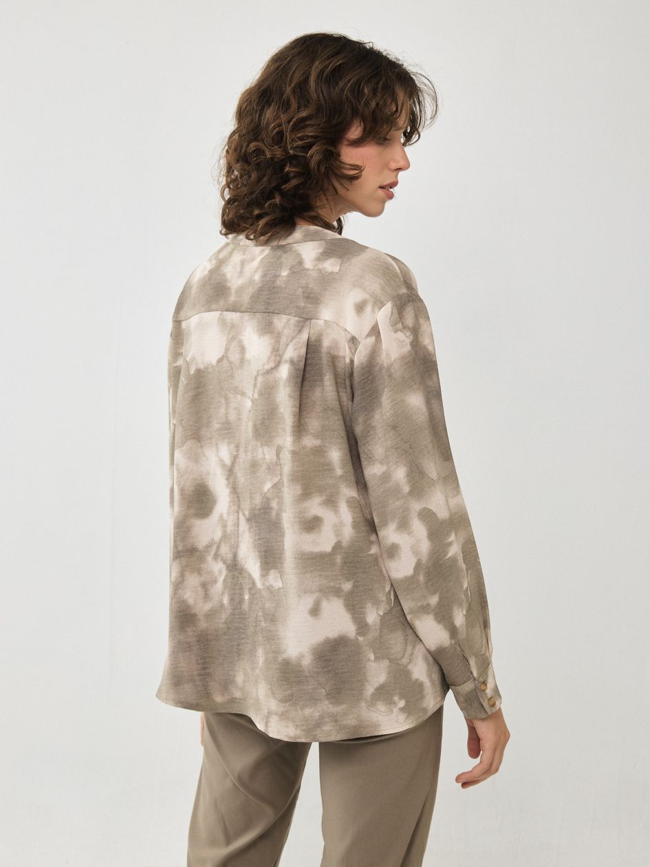 חולצה צווארון סיני