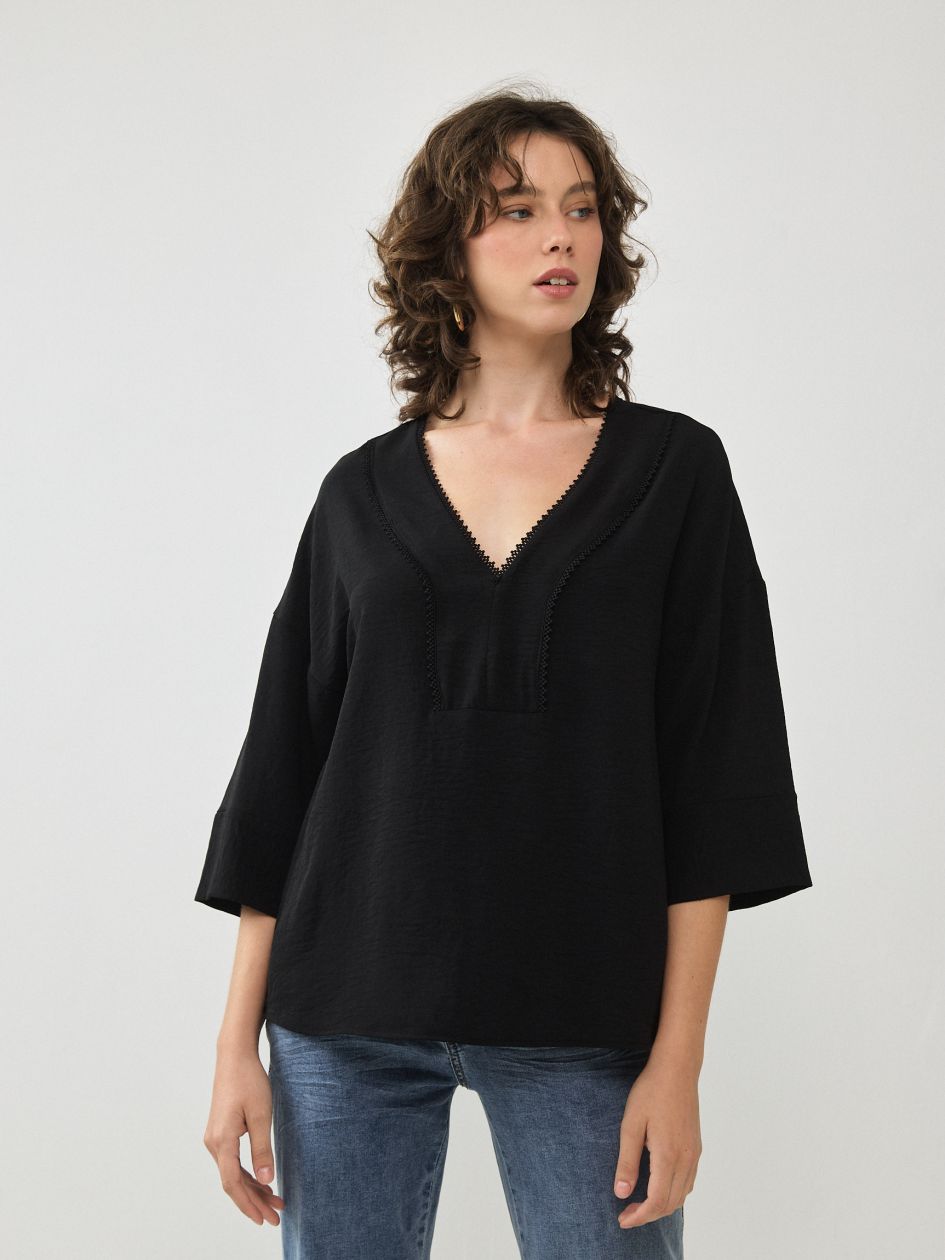 חולצה וי סרט