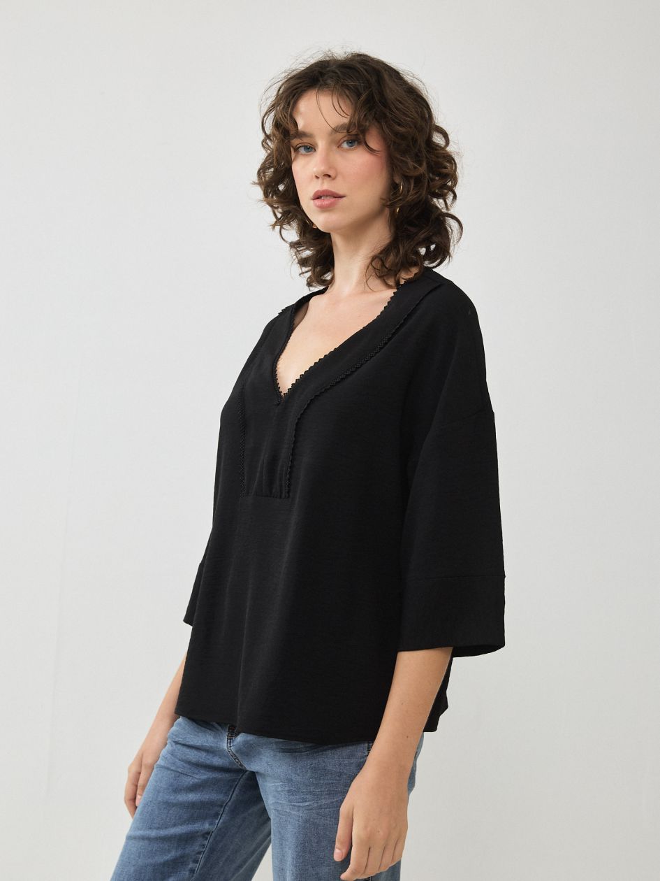 חולצה וי סרט