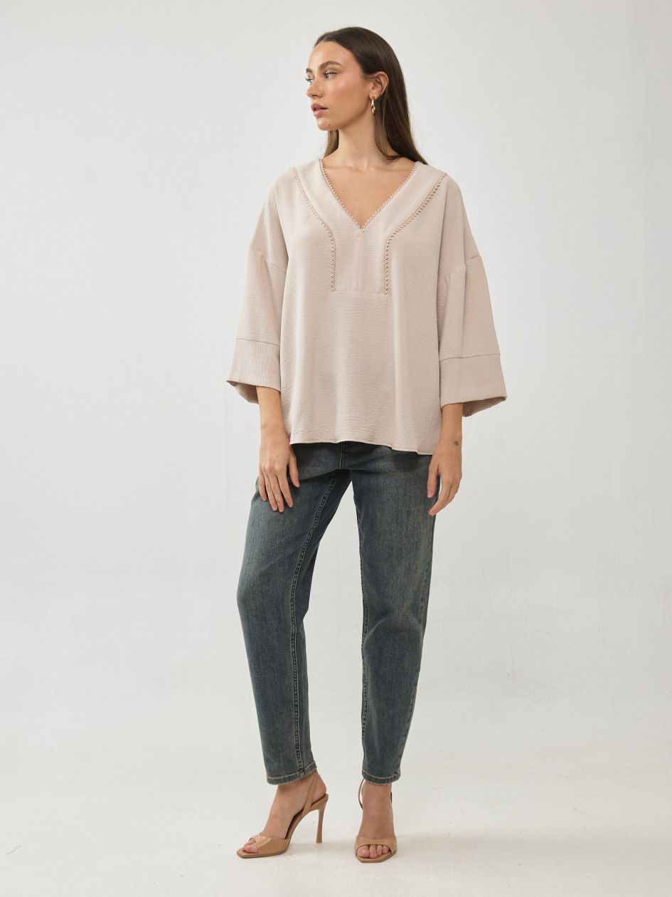 חולצה וי סרט