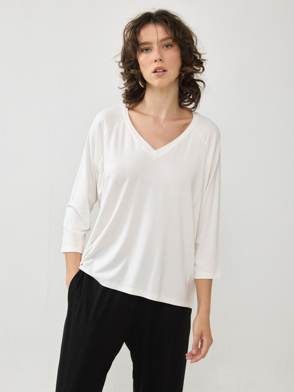 חולצה סימפוניה וי