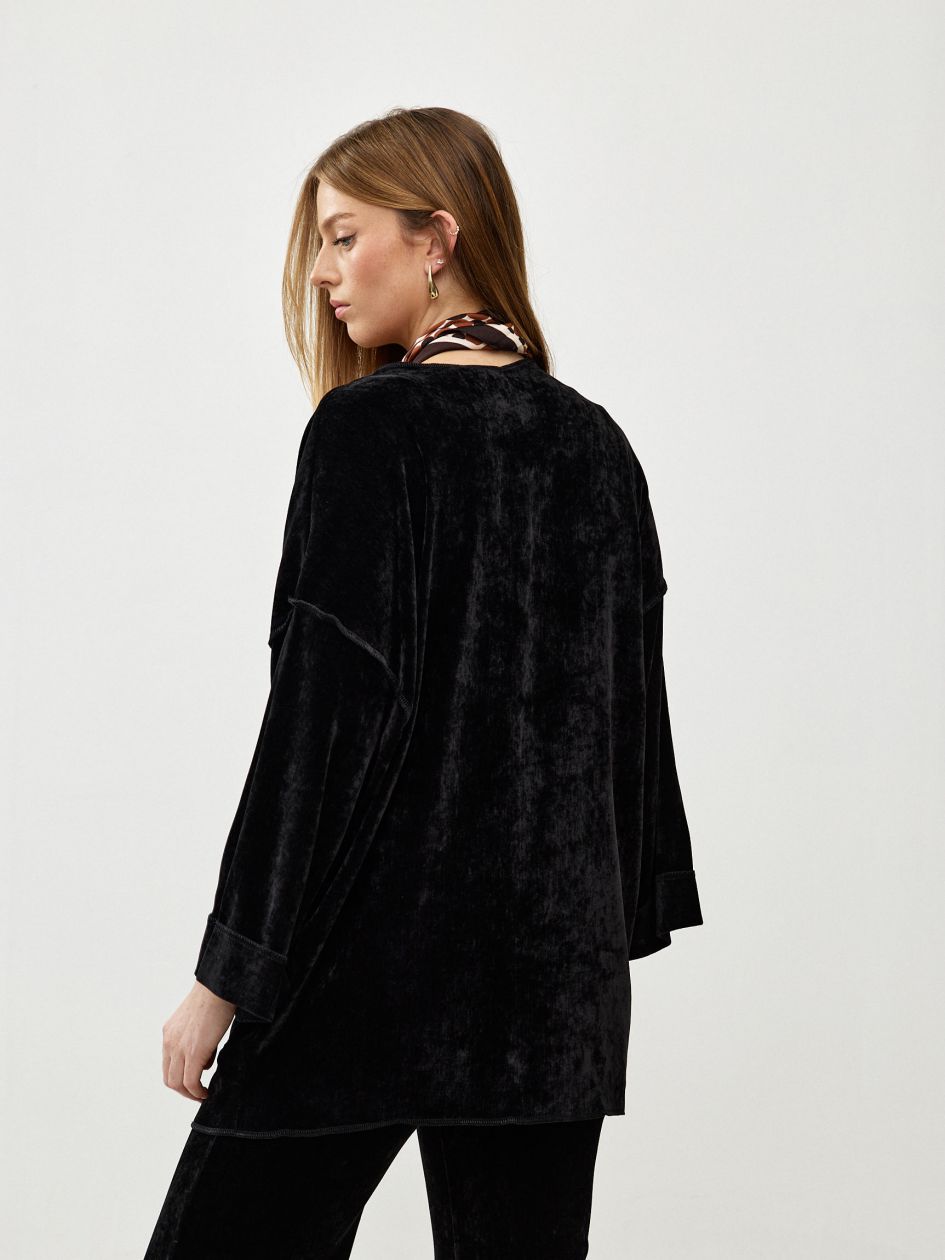 עליונית קטיפה שניל